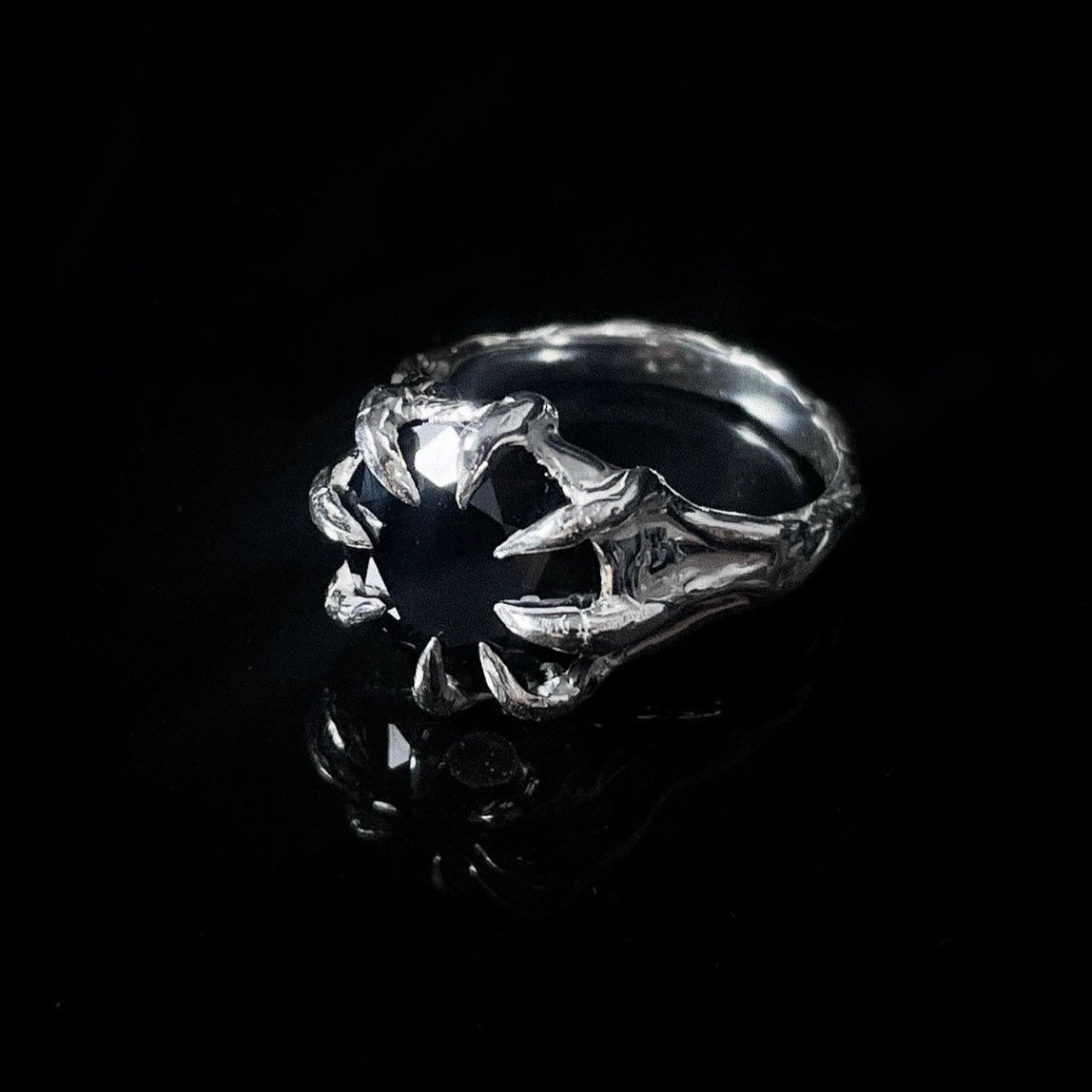 Anillo LLÓRAME UN RÍO negro